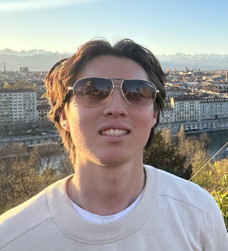 Harron in Italy